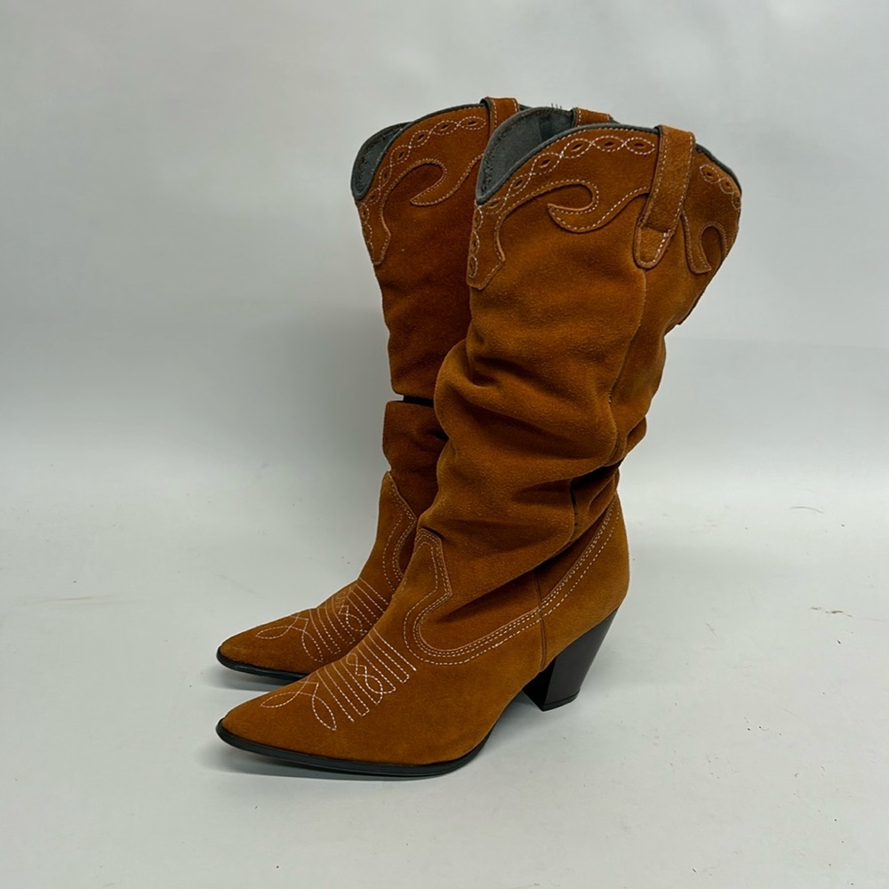 Women’s slouch cowboy boots with heel size 8 leather